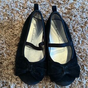 Toddler Girls black dress shoes size 8